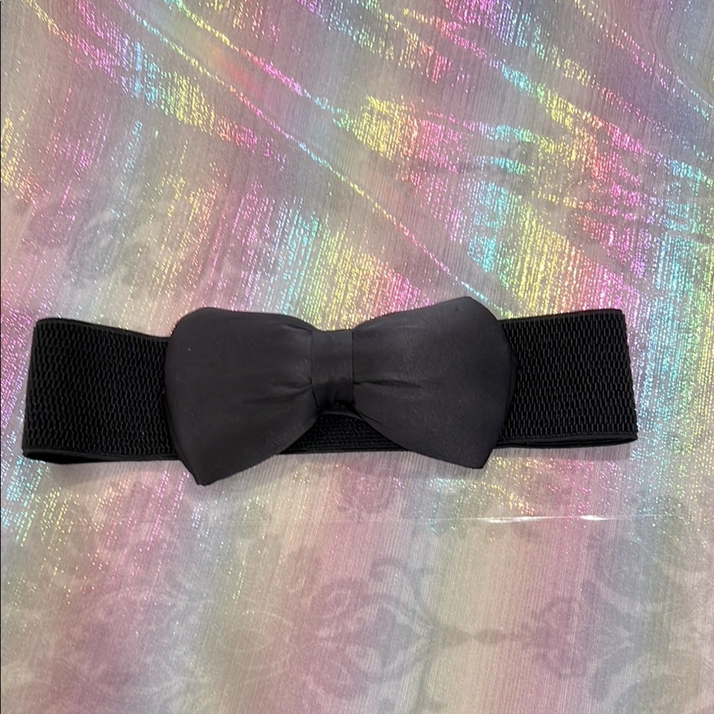 NWOT Children’s Bow tie Belt